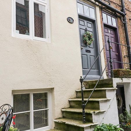 Appartamento Robins Nest Whitby Esterno foto